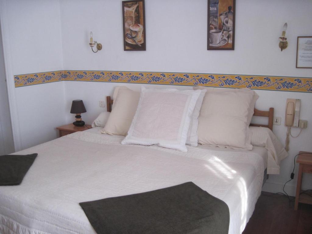 Le Relais De Porz Morvan Plomodiern Bagian luar foto